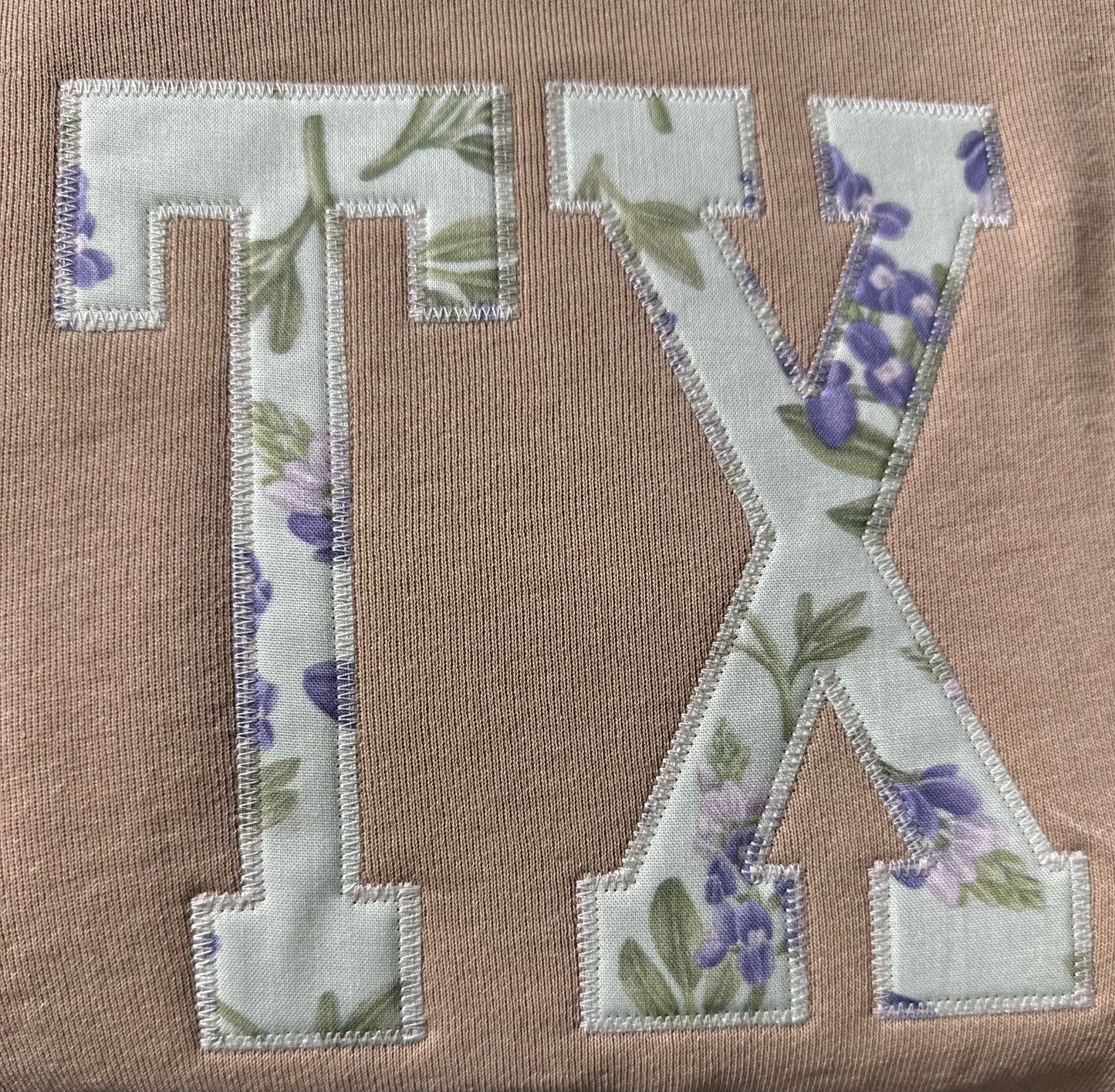 STATE FLOWER CREWNECK APPLIQUÉ SWEATSHIRT